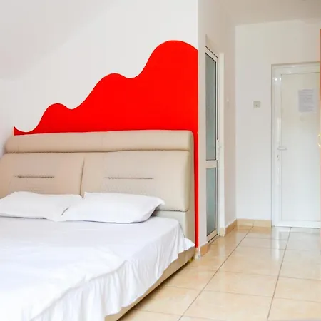 Hostel Pensiunea Florentina Costinesti